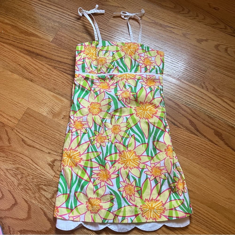 Lilly Pulitzer Carolina dress scalloped size 10